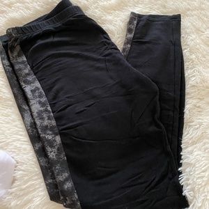 Threads 4 Thought Leggings